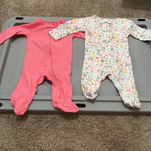 Set of 2 Carter’s Pajamas